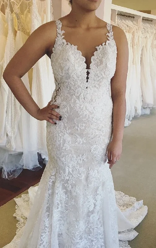 Elegant Mermaid Lace Wedding Dress