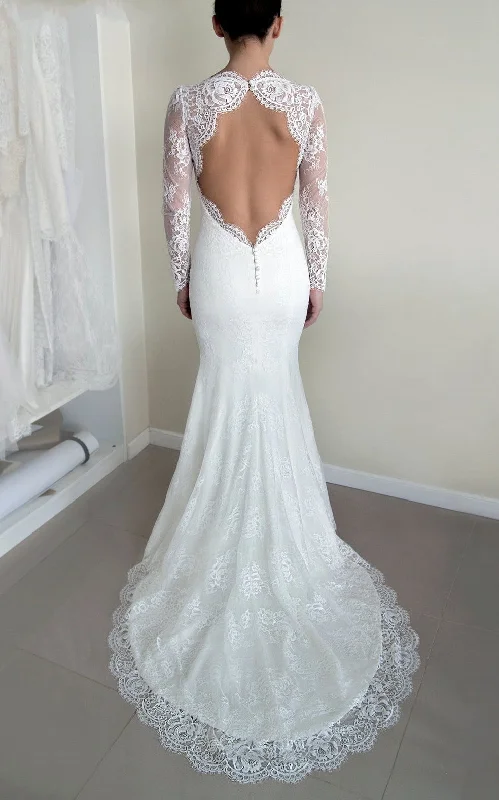 Long Sleeve Lace Fitted Wedding Dress