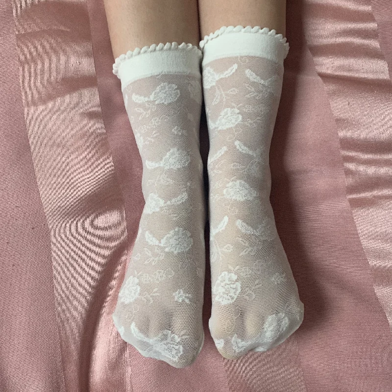 Joanna - Lace Socks