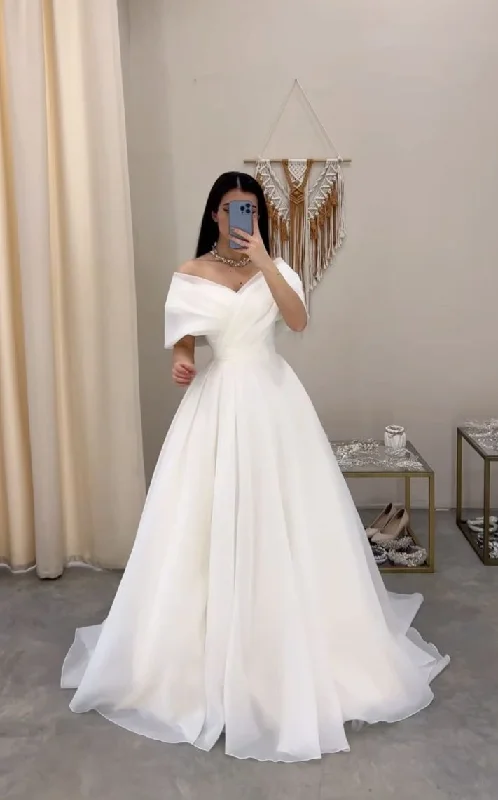 Off Shoulder Sleeve Pure White Wedding Dress