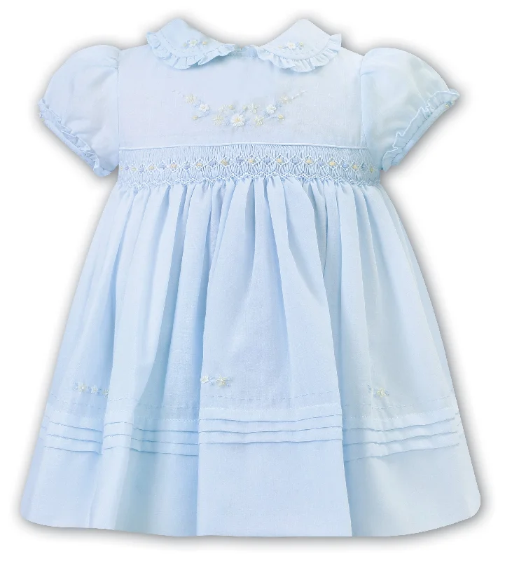 SARAH LOUISE -  Smocked Peter Pan Collar With Flower Detail Dress - Blue