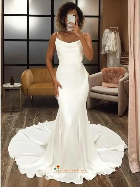 Fitted Square Neckline Summer Minimal Wedding Dress