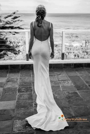 Sexy Backless Fitted Wedding Dress